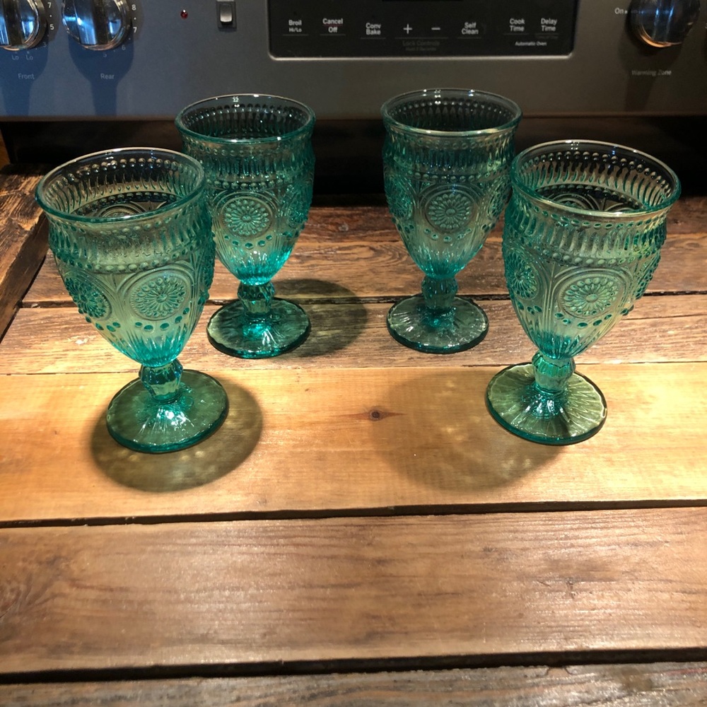The Pioneer Woman Adeline Goblet